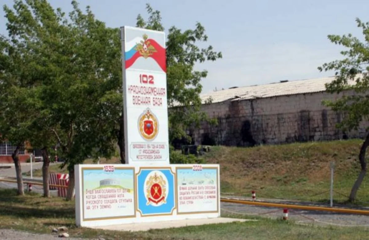 Ermənistanda rusiyalı hərbçi qətl törətməkdə şübhəli bilinir