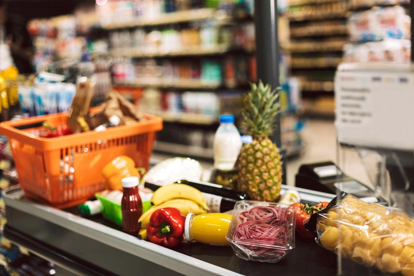 Global food prices fall for 1st time in 12 months