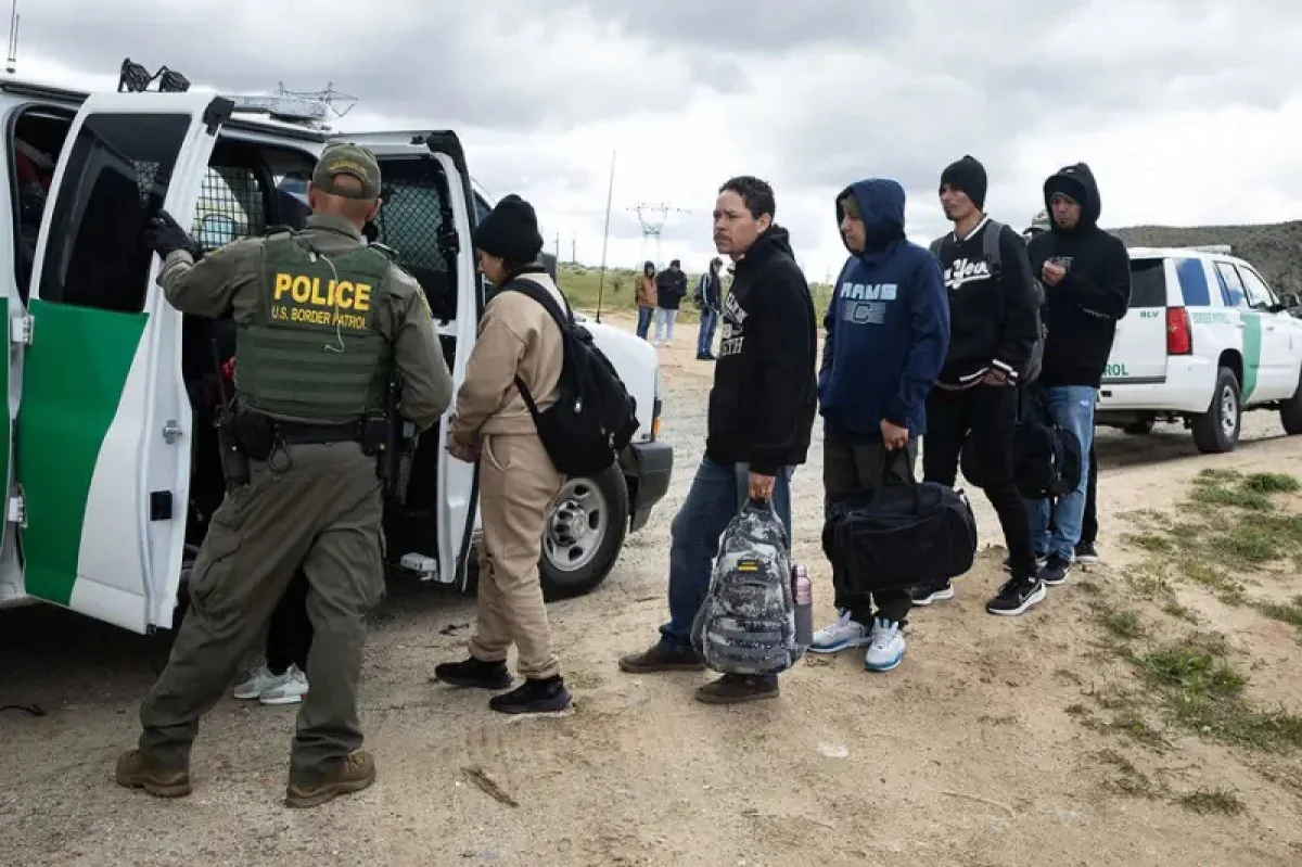 KİV: ABŞ miqrantlarla mübarizəyə 100 milyon dollar xərcləyəcək