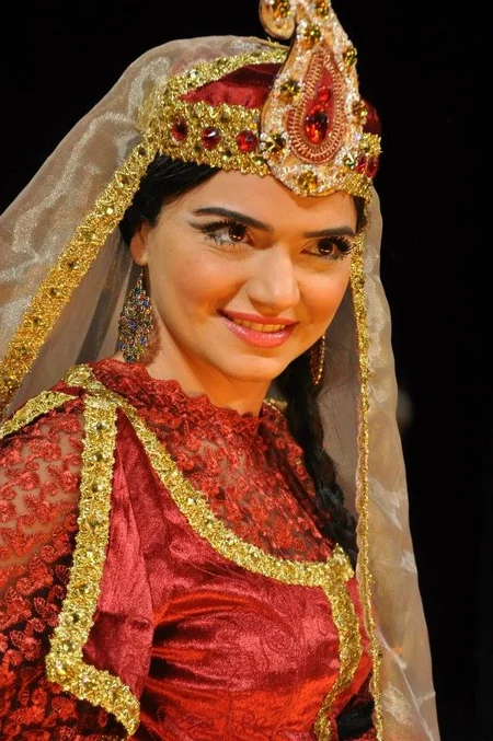 Gənc Tamaşaçılar Teatrının aktrisası X Beynəlxalq Yay Teatr Məktəbində iştirak edəcək