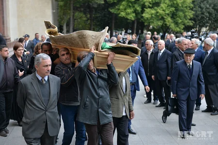 Lütfi Zadə ilə vida mərasimi başa çatıb - YENİLƏNİB-3