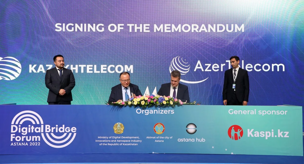 AzerTelecom и Kazakhtelecom подписали меморандум о стратегическом партнерстве по Транскаспийскому проекту