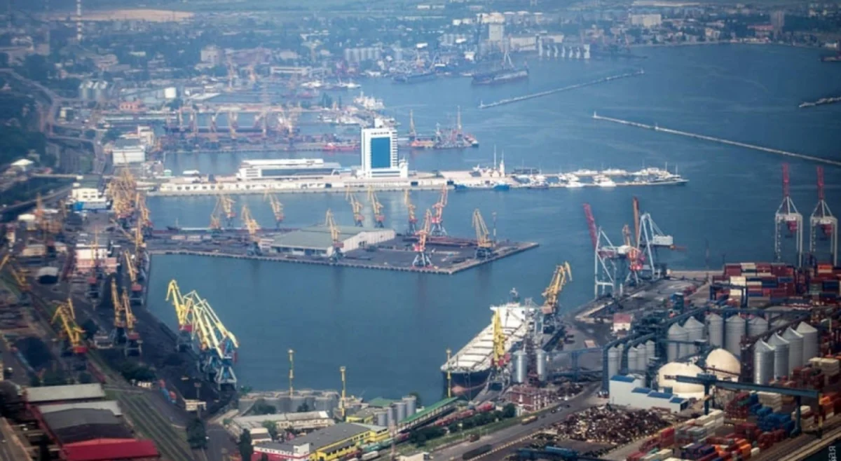 Azerbaijanis reported among crew members of ships blocked in Ukraine's ports
