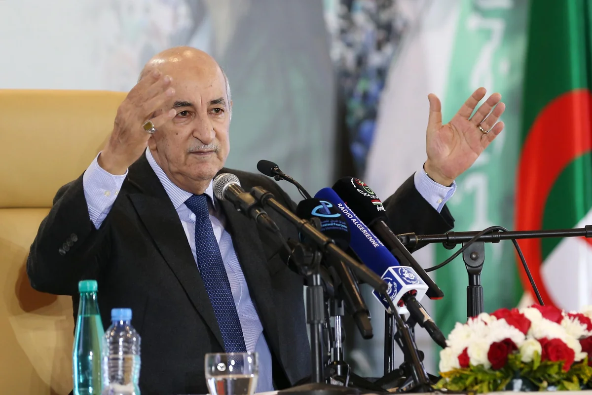 Əlcəzair Prezidenti İlham Əliyevi təbrik edib