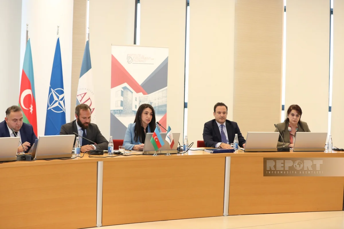 ADA Universitetində “Məlumatlandırma günü” baş tutub