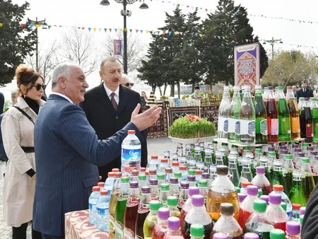Prezident İlham Əliyev Novruz bayramı münasibətilə ümumxalq şənliyində iştirak edib - YENİLƏNİB