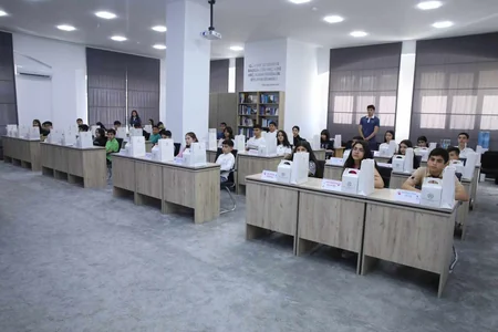 Azərbaycan Həmkarlar İttifaqları Konfederasiyası uşaqlar üçün master-klass təşkil edib