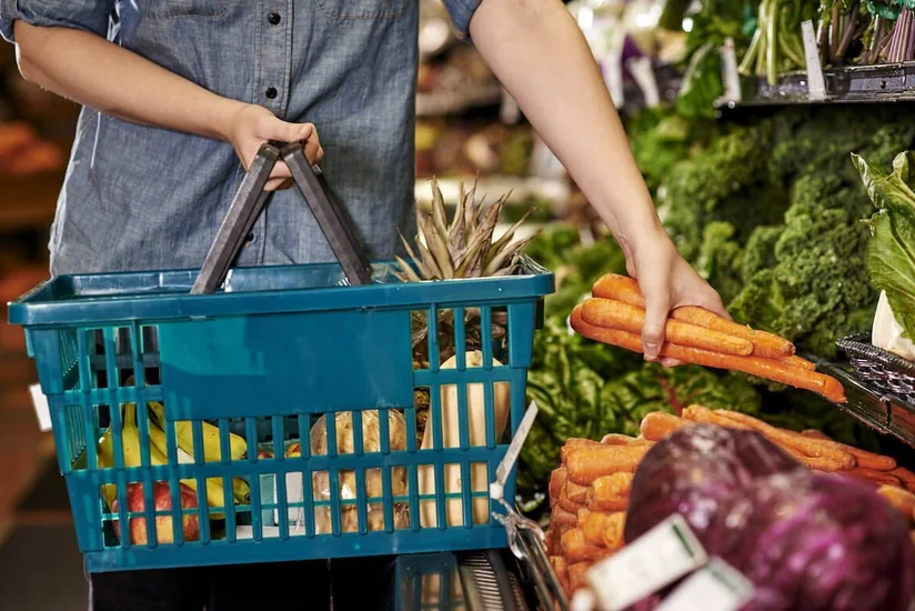 Azərbaycanda pərakəndə ticarət dövriyyəsi cüzi azalıb