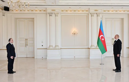 Azərbaycan Prezidenti Tacikistanın yeni səfirinin etimadnaməsini qəbul edib - YENİLƏNİB