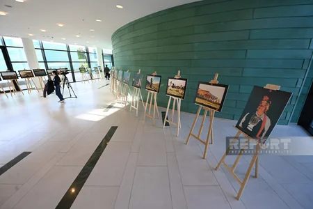 Bakıda Çiliyə həsr olunmuş fotosərginin açılışı olub