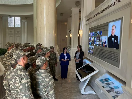 Müstəqillik Günü münasibətilə Azərbaycan Ordusunda silsilə tədbirlər keçirilib