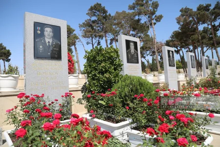 Milli Qəhrəman İlqar Mirzəyevin məzarı ziyarət olunub