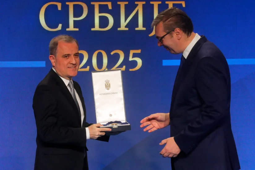 Джейхун Байрамов награжден орденом Сербского знамени