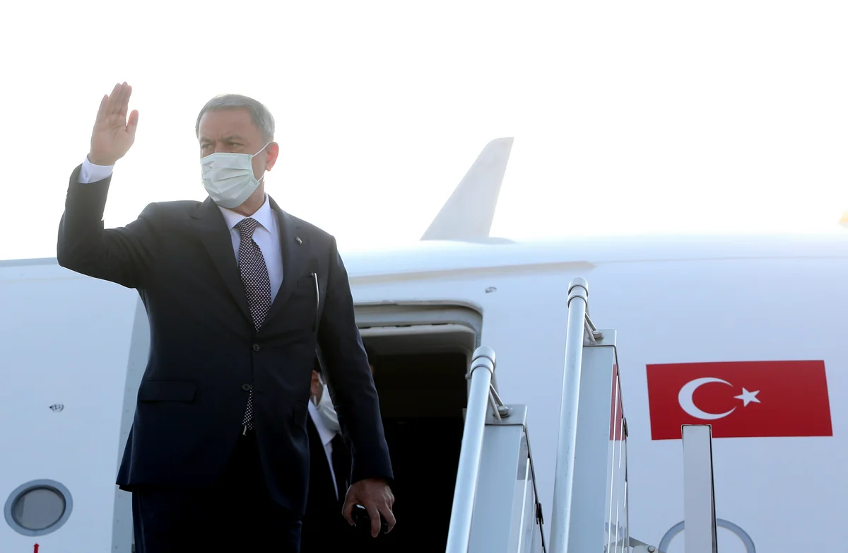 Türkiyənin müdafiə naziri Azərbaycana yola düşüb