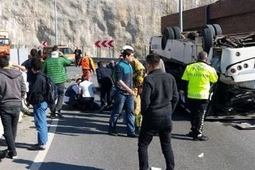 Türkiyədə daun sindromlu uşaqları daşıyan avtobus aşıb, xeyli sayda yaralı var