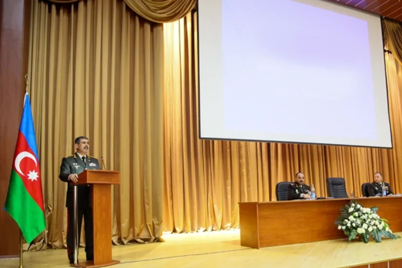 Министр обороны Азербайджана: Наш долг - полное освобождение земель от оккупации