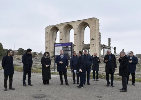 Estoniyalı parlamentarilər Ağdamda ermənilərin törətdiyi vəhşiliklərlə tanış olublar