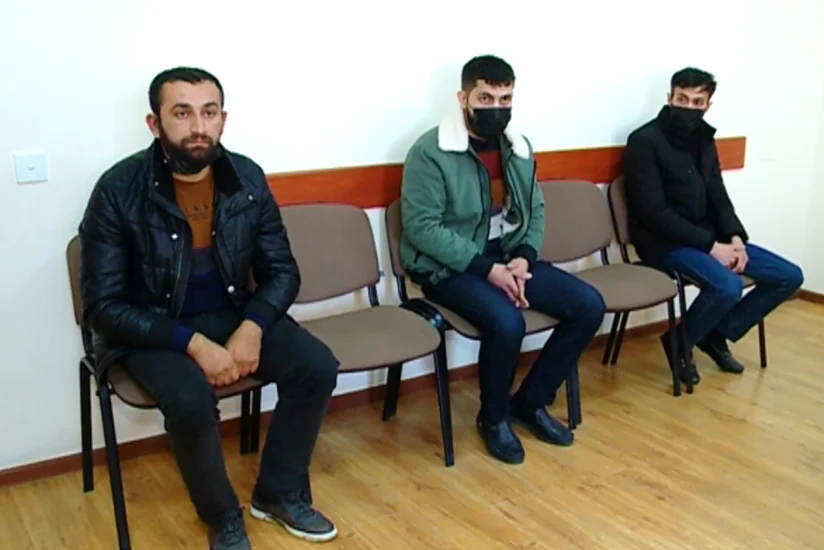 Gəncə sakini Göygölə birlikdə gəzməyə getdiyi şəxsin əl-qolunu bağlayaraq pulunu ələ keçirib