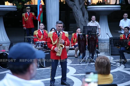 Bakıda hərbi orkestrlərin çıxışları maraqla qarşılanıb