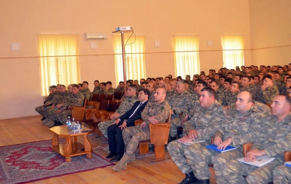 В воинской части проведен очередной семинар