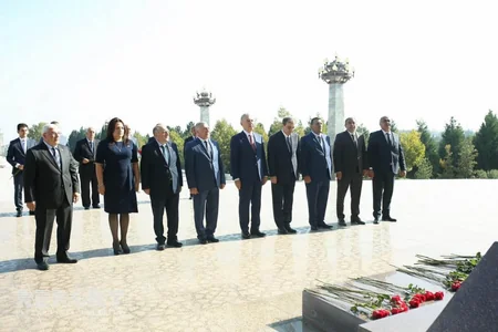 YAP-ın Gəncə, Kəlbəcər və Xocalı təşkilatlarının ərazi ilk təşkilat sədrlərinin iştirakı ilə müşavirə keçirilib - YENİLƏNİB - VİDEO - ƏLAVƏ OLUNUB