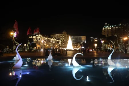 Bakı Yeni ili qarşılamağa hazırdır