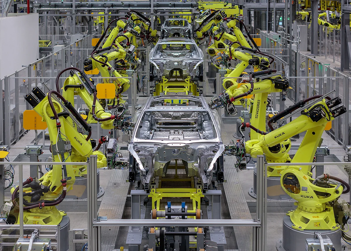 Azerbaijan doubles spending on imports of automotive products from Turkiye