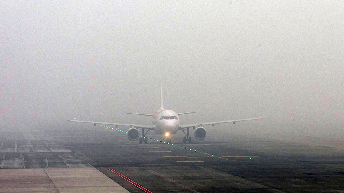 Dumanlı hava şəraiti Bakı aeroportunun işinə təsir etməyib