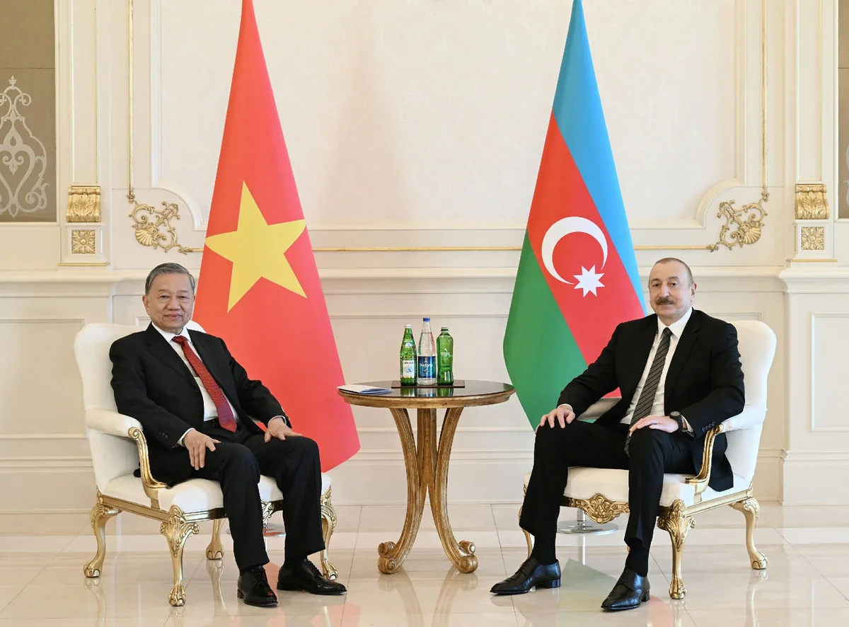 Prezident İlham Əliyevin Vyetnam KP MK Baş katibi ilə məhdud tərkibdə görüşü olub - YENİLƏNİB