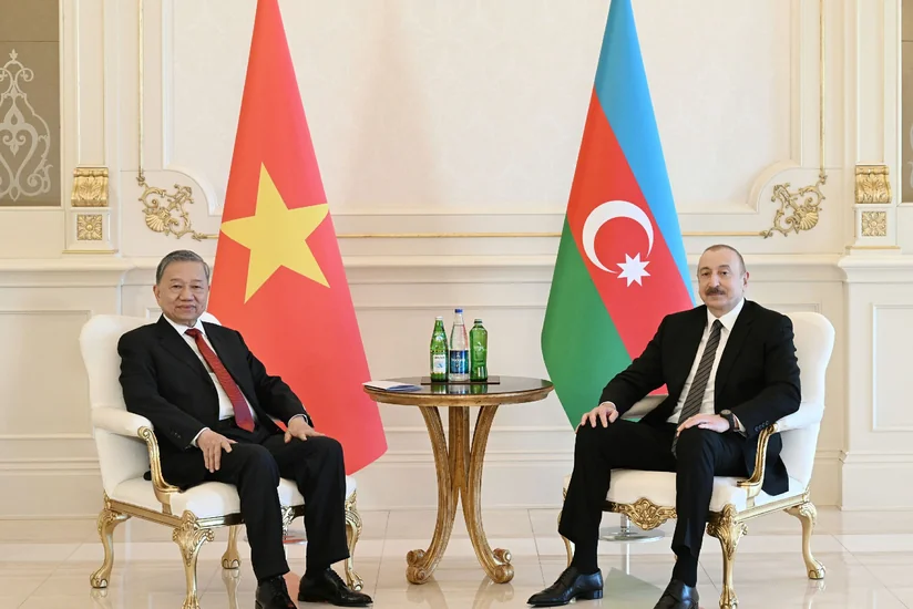 President Ilham Aliyev holds limited format meeting with General Secretary of Central Committee of Communist Party of Vietnam