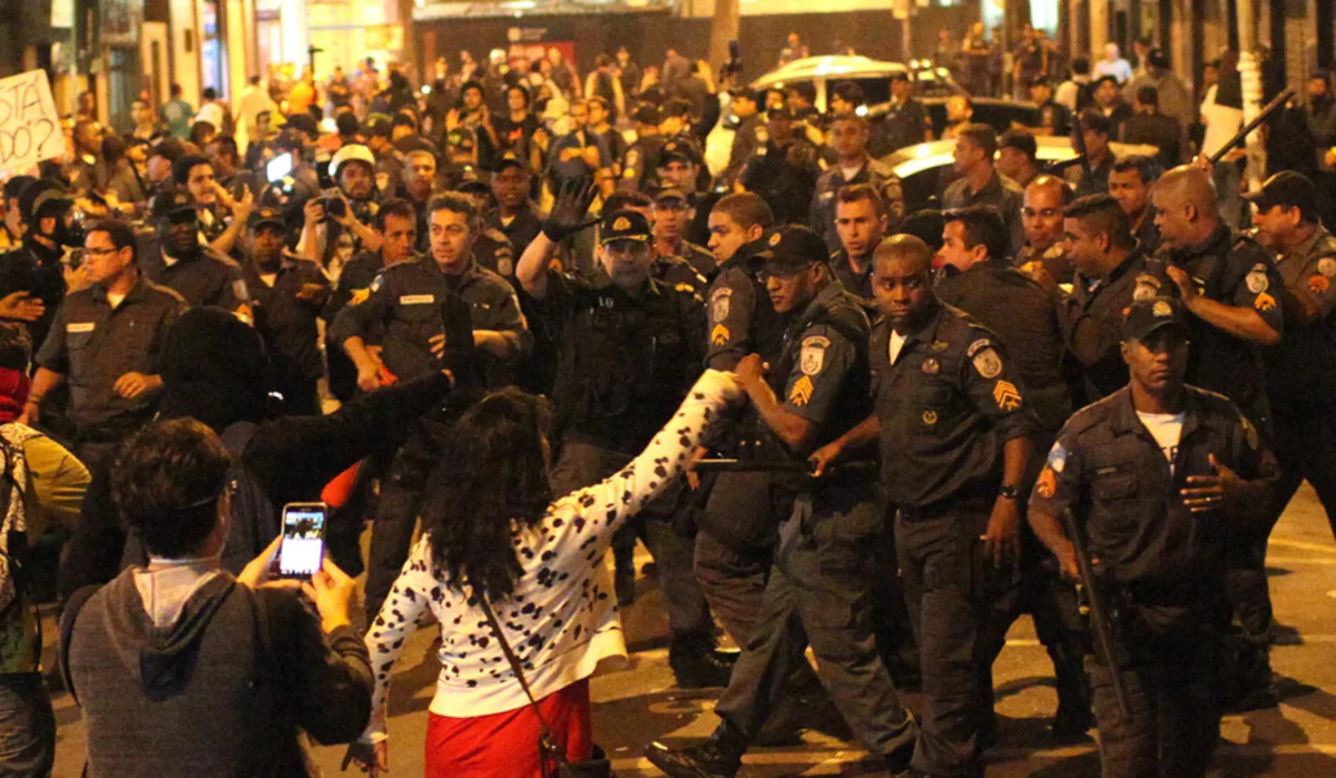 Braziliyada polislərin etiraz aksiyası keçirməsi səbəbindən 12 nəfər öldürülüb