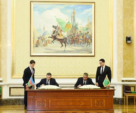 Azerbaijan, Turkmenistan sign bilateral documents