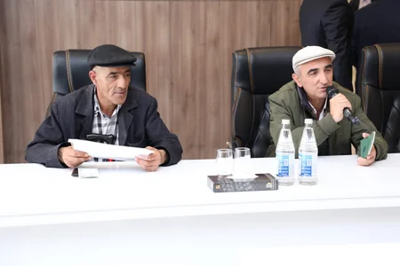 Azəriqazın rəhbərliyi Şəkidə vətəndaşların qaz problemləri ilə tanış olub
