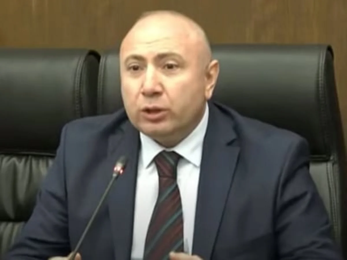 Erməni deputat: Paşinyanın hədəfi Rusiyanın Gümrüdəki bazasının çıxmasını təmin etməkdir