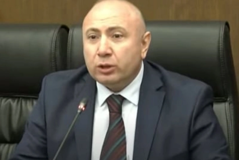 Erməni deputat: Paşinyanın hədəfi Rusiyanın Gümrüdəki bazasının çıxmasını təmin etməkdir