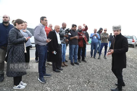 Foreign journalists visit Fuzuli and mosque in Mardinli