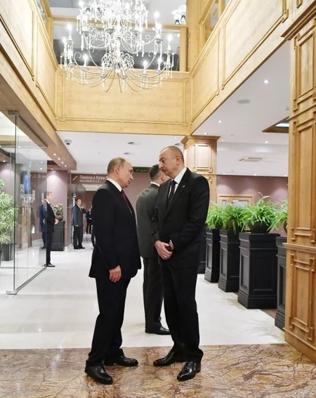 Dövlət başçılarının “Valday” Beynəlxalq Diskussiya Klubunun XVI illik iclasının iştirakçıları ilə qeyri-formal görüşü olub - FOTO