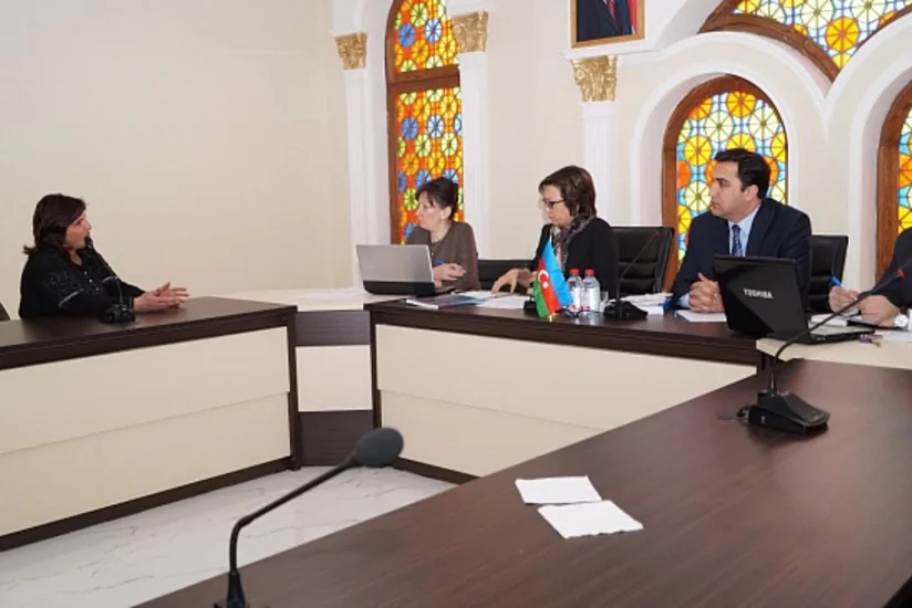 Məleykə Abbaszadə Xaçmazda vətəndaşları qəbul edib