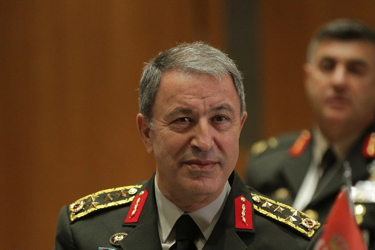 Türkiyənin müdafiə naziri: Patriot” olmazsa, “Siper” düzəldərik