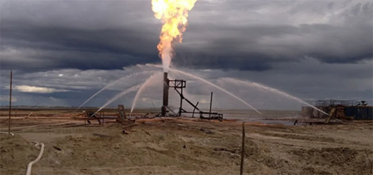 В Казахстане произошел пожар на нефтяном месторождении, есть погибший