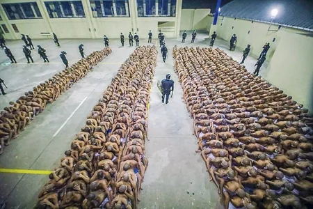 Bu ölkədə kütləvi qətllərə görə fövqəladə vəziyyət elan edildi