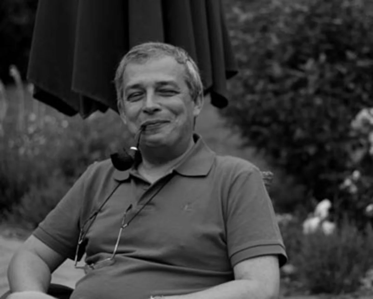 21:15 qatarının müəllifi Bakıya gəlib