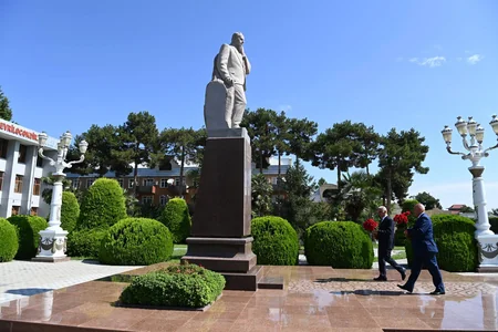 Vüqar Əhmədov Ağcabədidə vətəndaşları qəbul edib