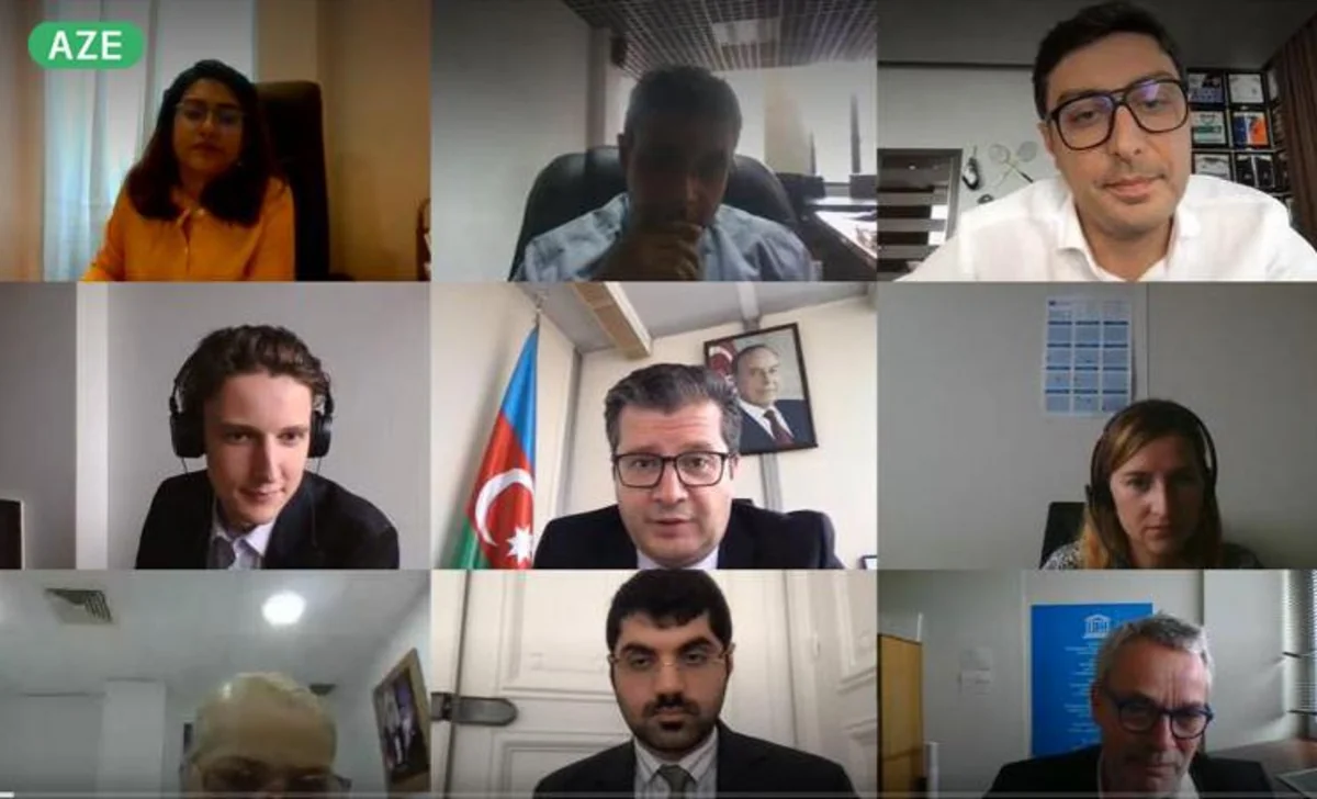 Fərid Qayıbov UNESCO-nun iclasına sədrlik edib