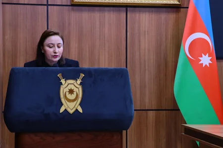 Baş Prokurorluqda aktual hüquqi problemlərin həlli üçün yeni təkliflər müzakirə edilib