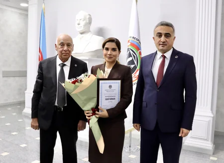 Vəkillər Kollegiyasının rəhbərliyi yeni hakim təyin edilən vəkillərlə görüşüb