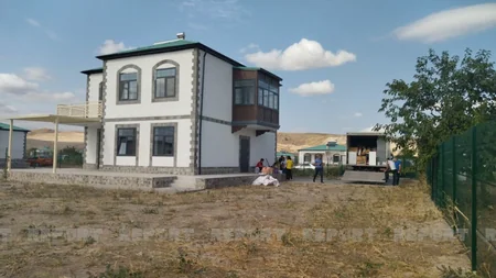 Ağalı kəndinə köçürülən əhali yeni tikilən evlərdə yerləşdirilib