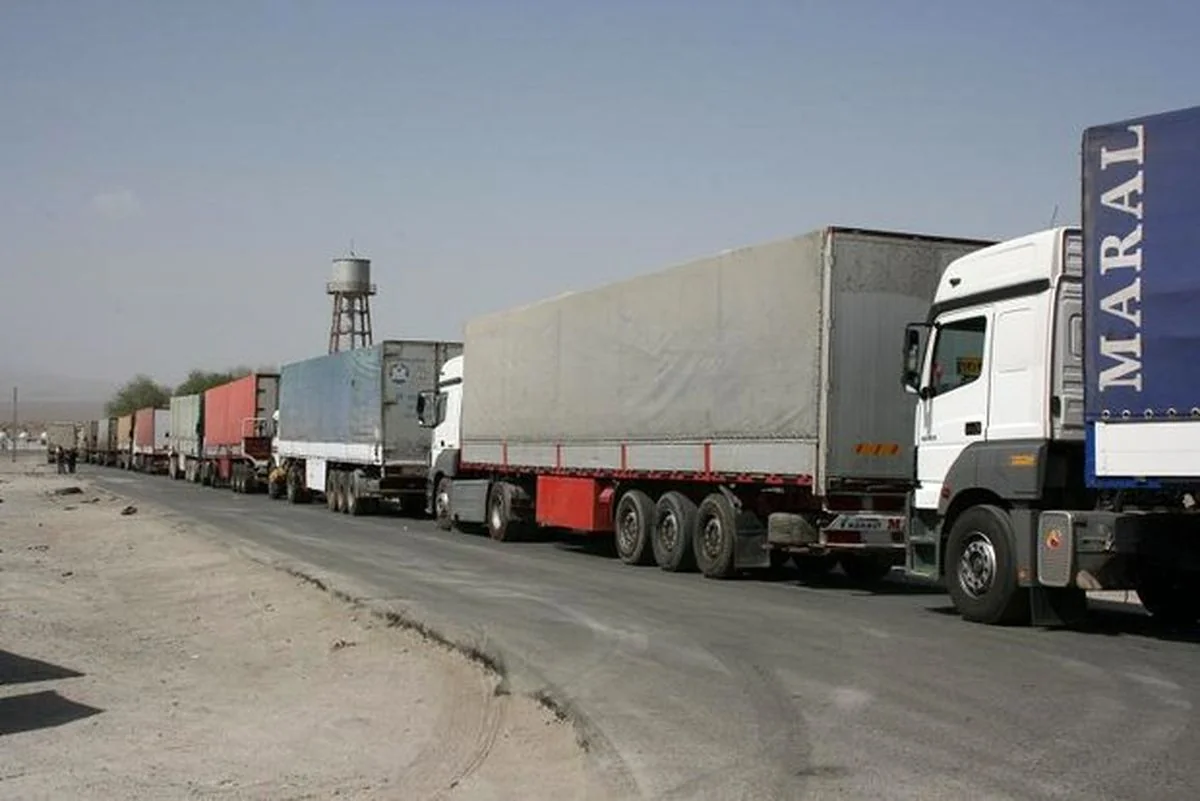 Iran, Azerbaijan seek to remove need for Iranian trucks to pay heavy taxes 