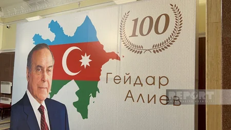 Vladivostokda Heydər Əliyevin anadan olmasının 100 illiyi şərəfinə konsert keçirilib