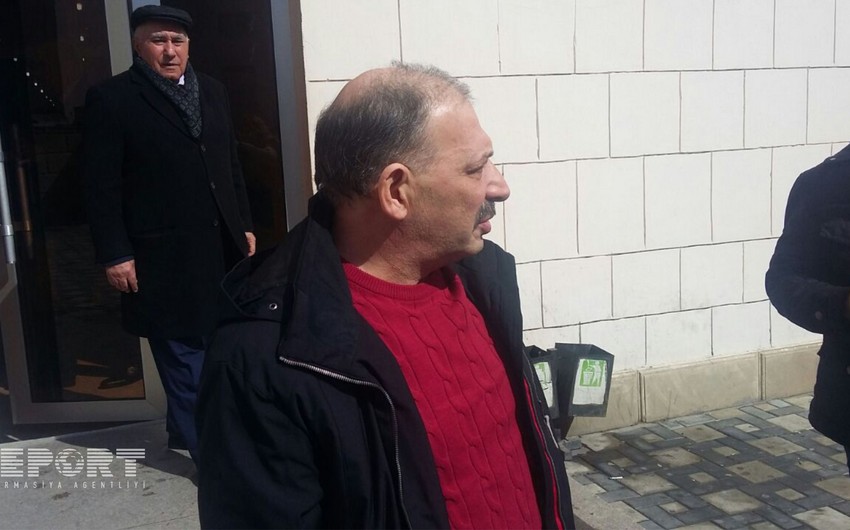​Rauf Mirqədirov azadlığa buraxılıb - FOTO